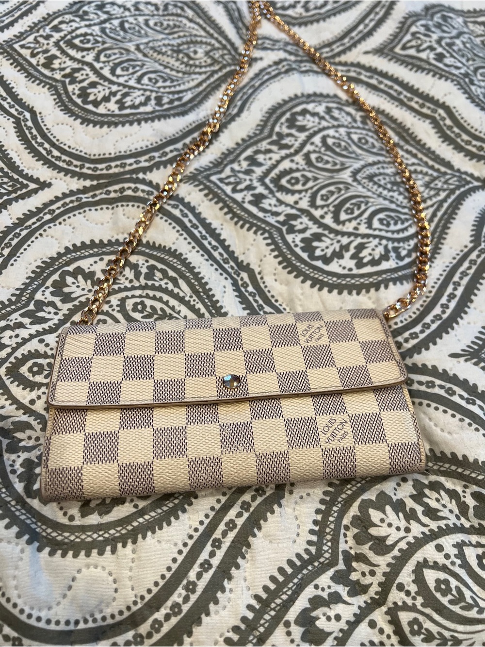 Authentic PRE loved Louis Vuitton wallet on unbranded Gold Chain